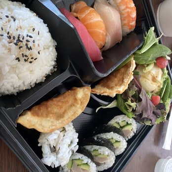 Sake Sake 2 Sushi - Bento box with sushi & spicy albacore roll (ordered no spicy) - Sushi Bars Near Me - Upland, California