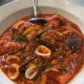 Doc's Marina Grill - Cioppino - American Near Me - Bainbridge Island, Washington Doc's Marina Grill - Cioppino - American Near Me - Bainbridge Island, Washington