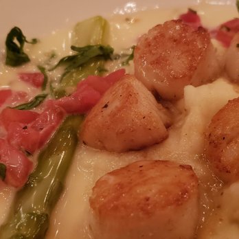 Bistro Niko - Scallops on Pureed Potatoes - French Near Me - Atlanta, Georgia