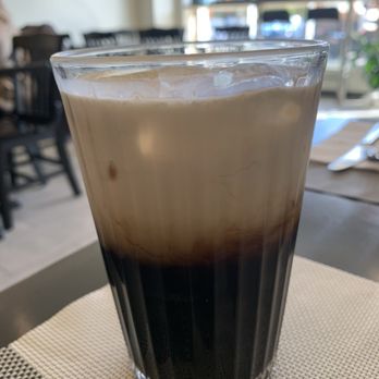 Pineapple Thai cuisine - Thai Near Me - Chestnut Hill, Massachusetts