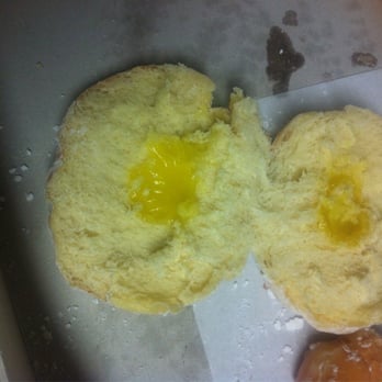 Heavenly Donuts - Look at that GENEROUS amount of filling...are you kidding me...this place SUCKS!!! - Donuts Near Me - Lacey, Washington