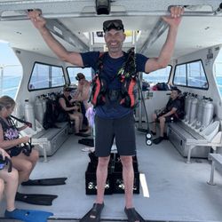 Captain's Corner Dive Center - Ready or not!