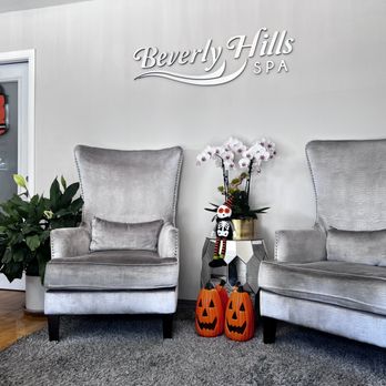 Beverly Hills Spa - Happy Halloween - Massage Therapy Near Me - Beverly Hills, California Beverly Hills Spa - Happy Halloween - Massage Therapy Near Me - Beverly Hills, California