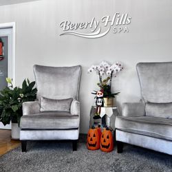 Beverly Hills Spa - Happy Halloween