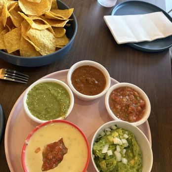 Vals - Chips w/ queso, quac and three salsas - Mexican Near Me - Baton Rouge, Louisiana Vals - Chips w/ queso, quac and three salsas - Mexican Near Me - Baton Rouge, Louisiana