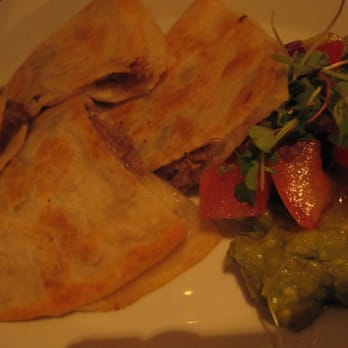 Amuse Wine Bar - quesadillas - Wine Bars Near Me - Honolulu, Hawaii