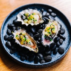 Yellowbelly - OYSTERS with watermelon, lime, chive, black pepper