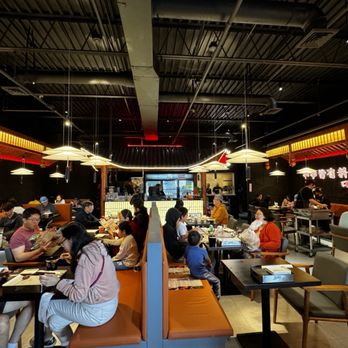 Tonight Kabab - a large group of people eating in a restaurant - Kebab Near Me - Edison, New Jersey