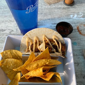 De Lazy Lizard - Fish tacos - American Near Me - Ocean City, Maryland De Lazy Lizard - Fish tacos - American Near Me - Ocean City, Maryland