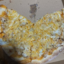 Bella G's - Buffalo chicken pizza