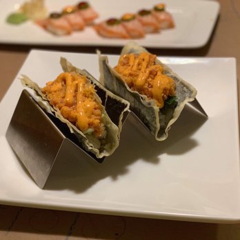 Sushi Run - Sushi Bars Near Me - Toronto, Ontario Sushi Run - Sushi Bars Near Me - Toronto, Ontario