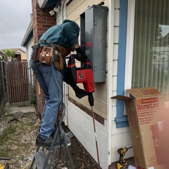 GAP Electric - 200 A panel upgrade. San Leandro, CA - Electricians Near Me - Concord, California