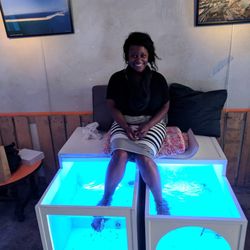 Moment Fish Spa