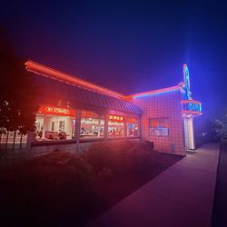 Blue Ribbon Diner - Colorful at night