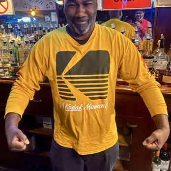 The Blue Note - Manager at bar - Bars Near Me - Broadview, Illinois