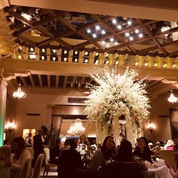 The Drake - Hotels Near Me - Chicago, Illinois