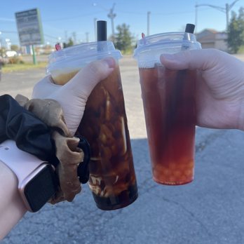 Bubble Tea Waukegan - Brown sugar milk tea w tapioca pearls. Strawberry fruit tea w mango popping boba. - Bubble Tea Near Me - Waukegan, Illinois Bubble Tea Waukegan - Brown sugar milk tea w tapioca pearls. Strawberry fruit tea w mango popping boba. - Bubble Tea Near Me - Waukegan, Illinois