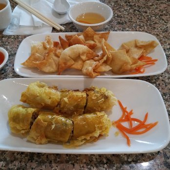 Pho Xyclo - Fried spring rolls and fried shrimp wonton - Vietnamese Near Me - Niagara Falls, Ontario Pho Xyclo - Fried spring rolls and fried shrimp wonton - Vietnamese Near Me - Niagara Falls, Ontario