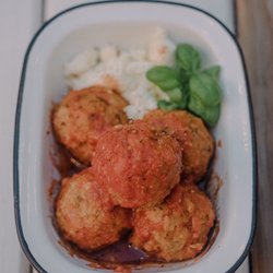 The Kaatskeller - Skillet Meatballs