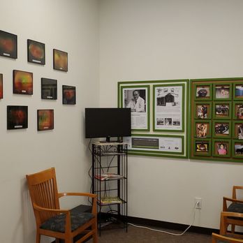 Pearle Vision - Waiting area for eye exam - Eyewear & Opticians Near Me - North Charleston, South Carolina Pearle Vision - Waiting area for eye exam - Eyewear & Opticians Near Me - North Charleston, South Carolina
