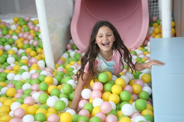 BUBBLES INDOOR PLAYGROUND - Updated July 2024 - 37 Photos & 17 Reviews