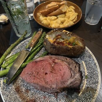 Reunion Kitchen + Drink - Amazing prime rib, actually made it rare perfectly the first time - New American Near Me - Brea, California