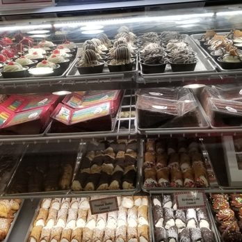 Carlo's Bakery - Bakeries Near Me - Hoboken, New Jersey Carlo's Bakery - Bakeries Near Me - Hoboken, New Jersey