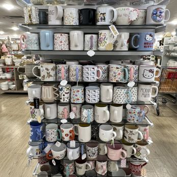 HomeGoods - Furniture Stores Near Me - Escondido, California