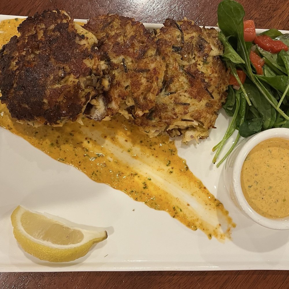 Minervas Restaurant - Sioux Falls - WALLEYE CAKES - New American Near Me - Sioux Falls, South Dakota