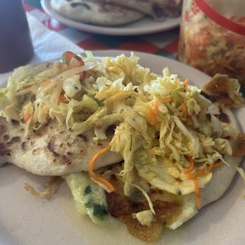 Pupuseria Comalapa - Pupusas without sauce - Salvadoran Near Me - Bellflower, California