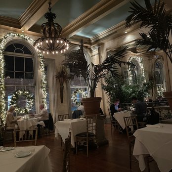 Garibaldi's Cafe - Upstairs dining room - Italian Near Me - Savannah, Georgia Garibaldi's Cafe - Upstairs dining room - Italian Near Me - Savannah, Georgia