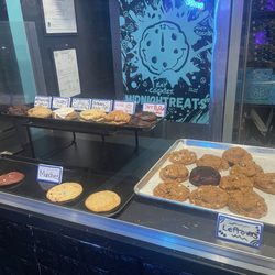 MidnighTreats