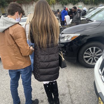 Brownstone Pancake Factory - Waiting in the parking lot. - Breakfast & Brunch Near Me - Edgewater, New Jersey