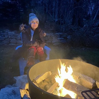 Acadia View Cottage - Sitting by the fire on a chilly night at Acadia Cottage. - Vacation Rentals Near Me - Mount Desert, Maine Acadia View Cottage - Sitting by the fire on a chilly night at Acadia Cottage. - Vacation Rentals Near Me - Mount Desert, Maine