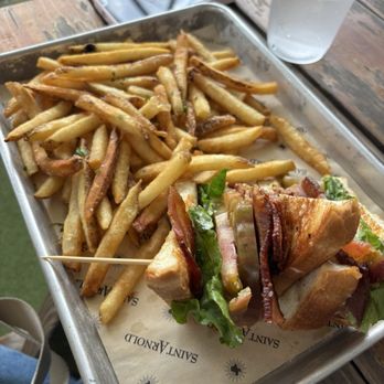 Saint Arnold Brewing Company - Brewpubs Near Me - Houston, Texas