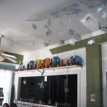 East End Eatery - Indoor dining area decor - American Near Me - Gainesville, Florida East End Eatery - Indoor dining area decor - American Near Me - Gainesville, Florida