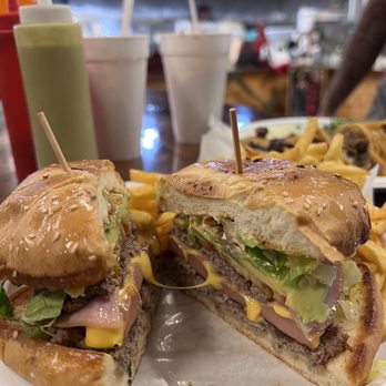Don Sebas Taqueria - Hamburguesa Mexicana - Tacos Near Me - Dallas, Texas