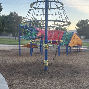 Forrest E Hull Park - And this was the selection of playground equipment. How many 3-7 yr old can even use this? - Dog Parks Near Me - Lancaster, California Forrest E Hull Park - And this was the selection of playground equipment. How many 3-7 yr old can even use this? - Dog Parks Near Me - Lancaster, California