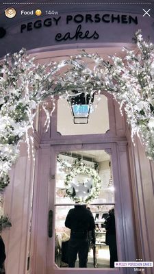 Peggy Porschen Belgravia Ltd by null