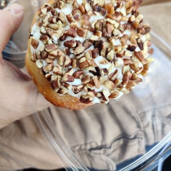 Fresh Bakery - Cinnamon roll with pecans - Bakeries Near Me - Owings Mills, Maryland Fresh Bakery - Cinnamon roll with pecans - Bakeries Near Me - Owings Mills, Maryland