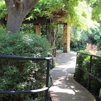 Grapevine Botanical Gardens - Botanical Gardens Near Me - Grapevine, Texas Grapevine Botanical Gardens - Botanical Gardens Near Me - Grapevine, Texas