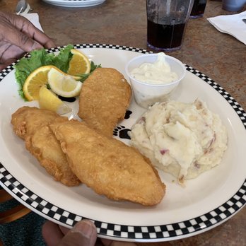 Black Bear Diner Colton - Cod and mashed potato - Diners Near Me - Colton, California