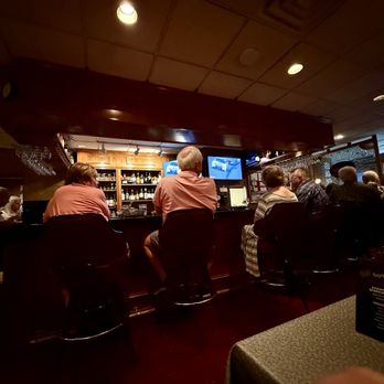 Saputo's - Bar - Italian Near Me - Springfield, Illinois