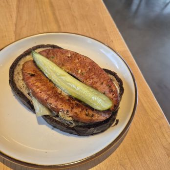 Harper Barbecue - Bratwurst - Barbeque Near Me - Costa Mesa, California