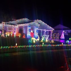 Highland Lakes Clubhouse - Christmas decorations 2019 Florida