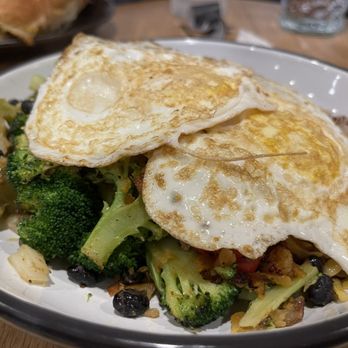 The Edison Automat - Quinoa Breakfast Bowl - Cafes Near Me - Edison, New Jersey The Edison Automat - Quinoa Breakfast Bowl - Cafes Near Me - Edison, New Jersey