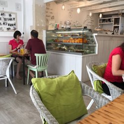 Angelina's Bakery
