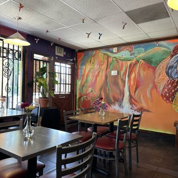 3 Hermanas - Interior - Mexican Near Me - Sacramento, California 3 Hermanas - Interior - Mexican Near Me - Sacramento, California
