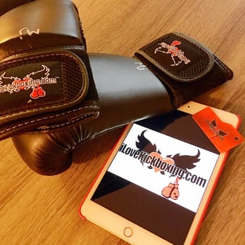 iLoveKickboxing - Free gloves when you sign up! - Gyms Near Me - Aurora, Illinois