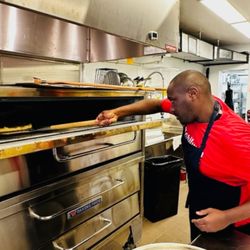 Marilyn’s Pizza - Pizza Whisperer
